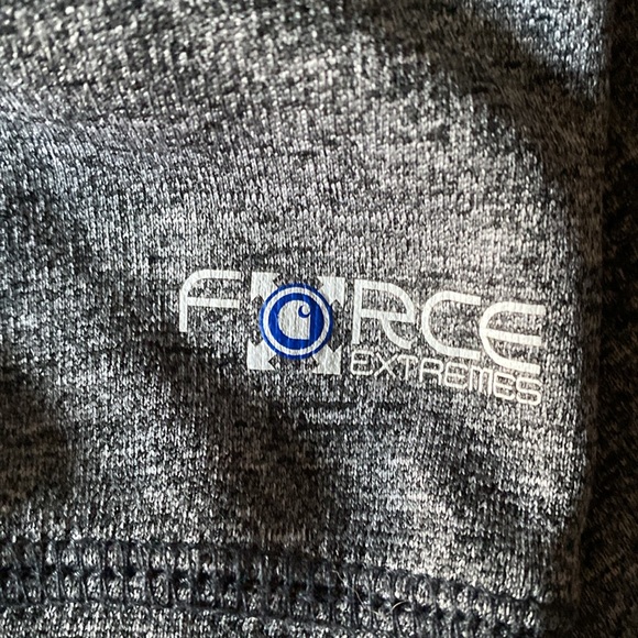 Carhartt size M 8/10 Approx 24 inches long. Nice Condition. - Picture 5 of 9